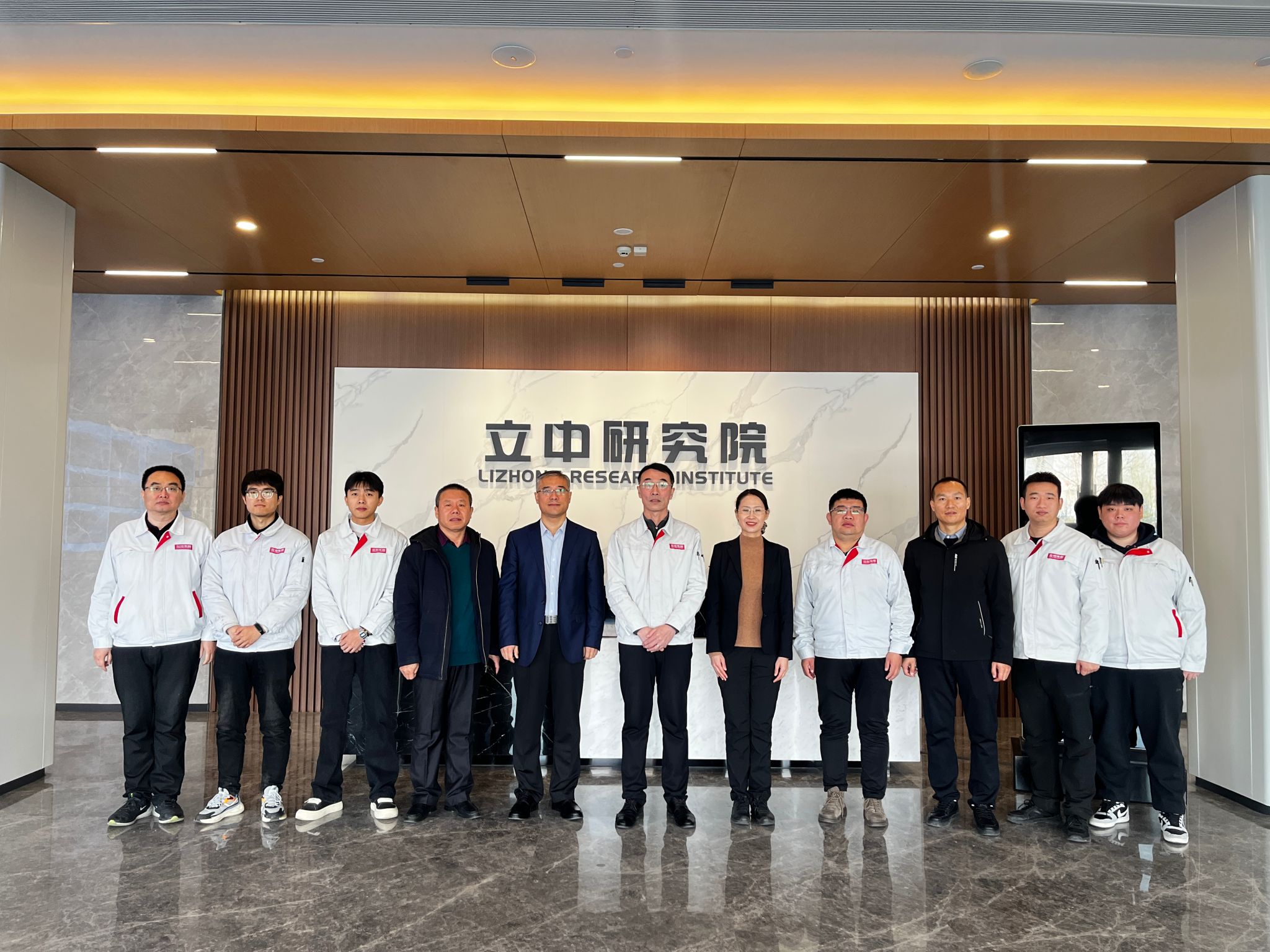 副校长杨凯带队开展访企拓岗促就业专项行动